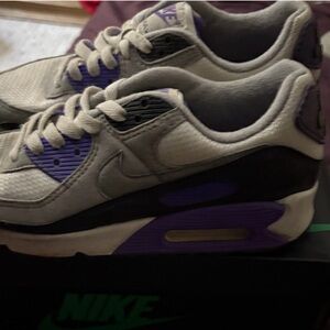 Nike Sneakers in Purple and White